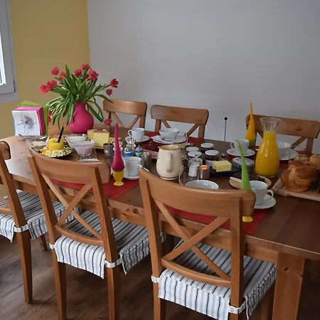 Calanda Bed & Breakfast Igis