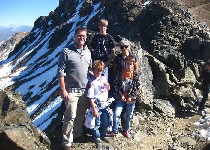 Calanda Oda ve Kahvaltı Igis